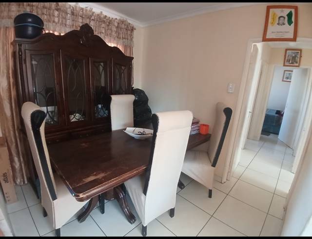 3 BEDROOM HOUSE FOR SALE IN TLHABANE WEST